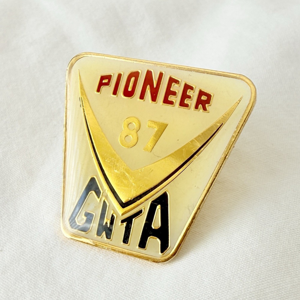 Vintage GWTA 1987 Pioneer Screwback Lapel Pin Gold Wing‎ Touring Motorcycle Club